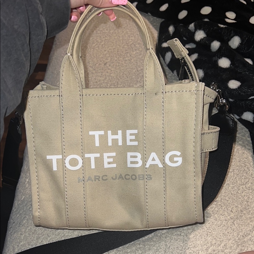 Marc Jacobs Beige Tote Bag